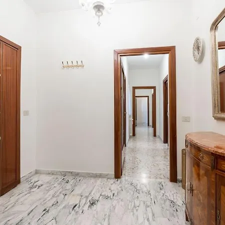 4season Enchanting Balduina's Pent Center