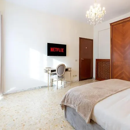 4season Enchanting Balduina's Pent Center *